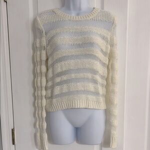 Gianni Bini Cream Crew Neck Sweater with Chunky Knit